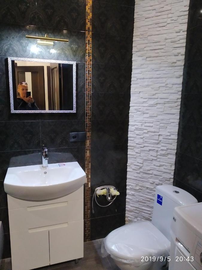 сучасна двокімнатна квартира-студія Apartment *